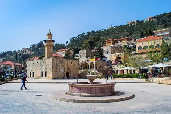 Deir el Qamar